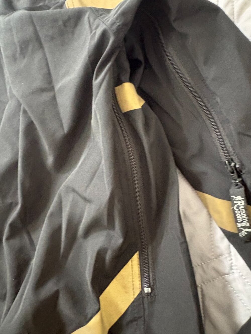 Jackets - Picture 4 of 7
